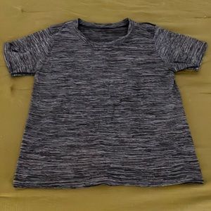 Relaxed Fit Swiftly Tee Womens